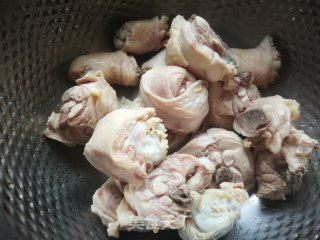 Braised Chicken Drumsticks with White Radish recipe