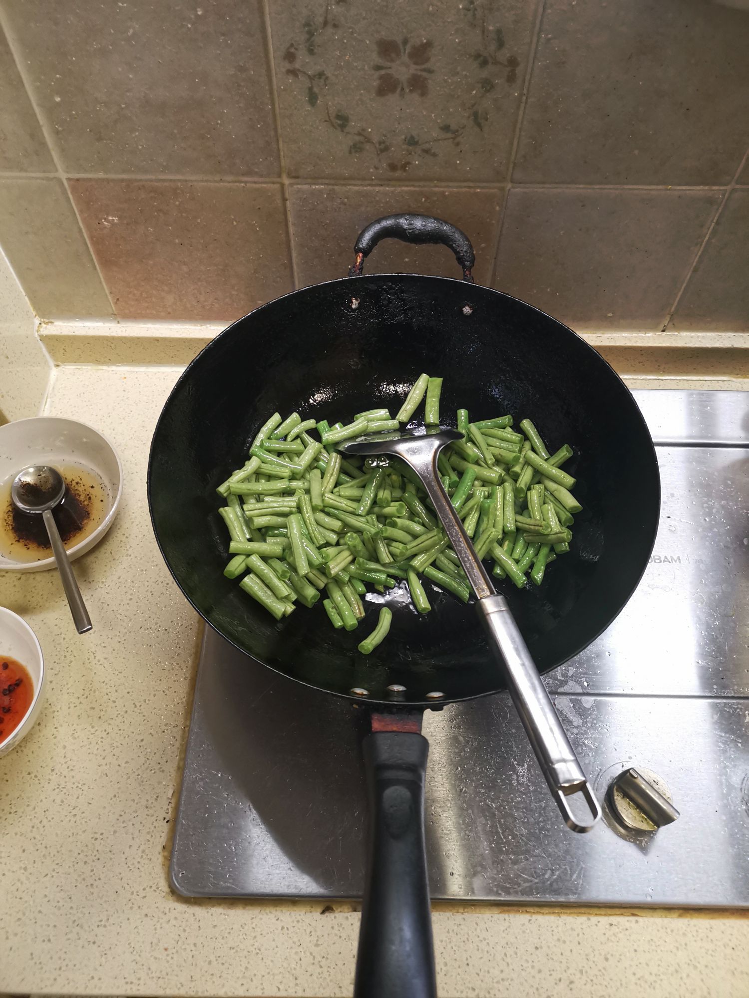 Stir-fried Pork with Home-style Beans recipe