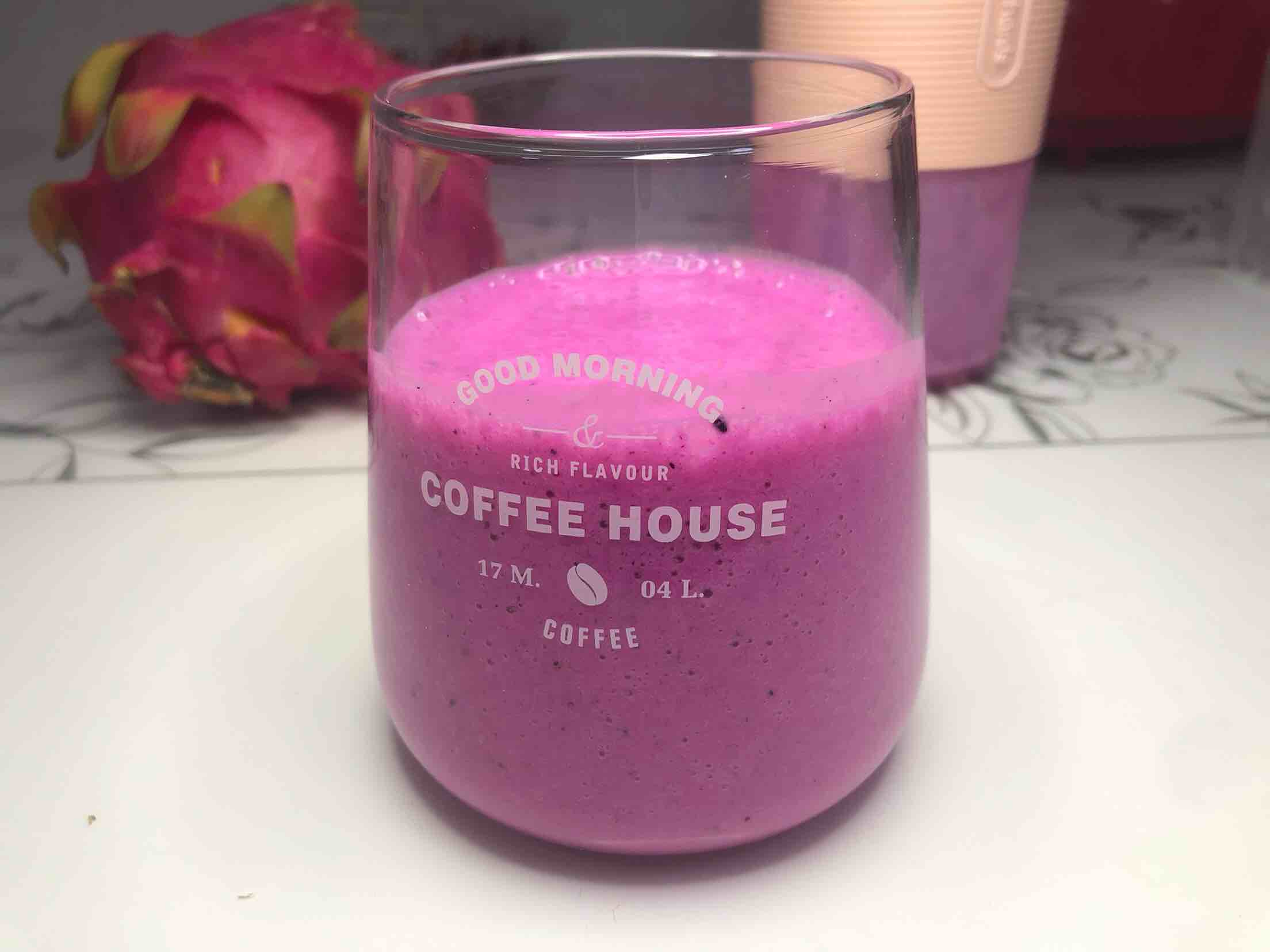 Dragon Fruit Banana Smoothie recipe