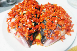 Steamed Fish Head with Chopped Pepper recipe