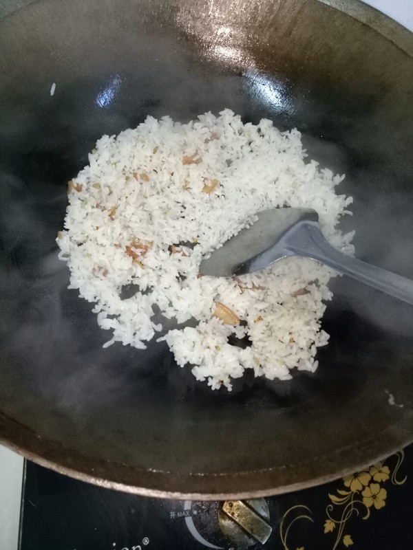 Little Wintergreen Fried Rice with Shortbread recipe