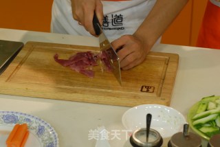 Loofah Stir-fried Pork Slices recipe