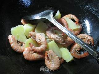 Fried Shrimp with Potatoes recipe