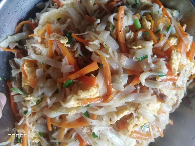 Fried Hor Fun with Bean Sprouts and Egg recipe