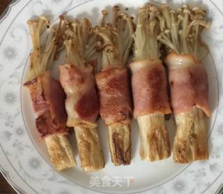 Bacon Enoki Mushroom Roll recipe