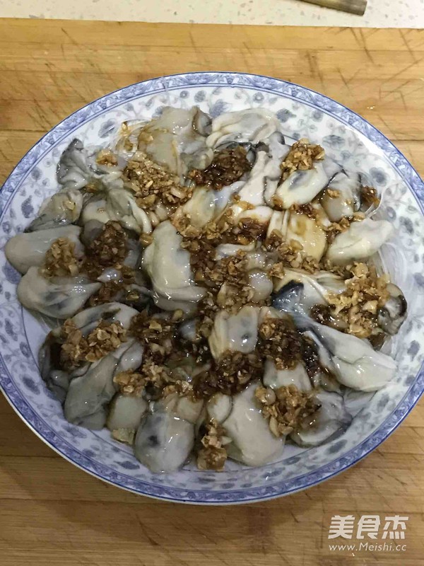 Steamed Oyster Meat with Garlic Vermicelli recipe