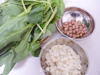Nuts Spinach recipe