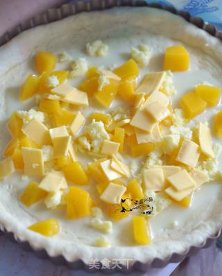 Yellow Peach Cheese Pizza recipe