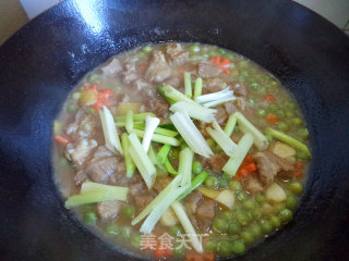 Braised Pork Ribs with Pea recipe