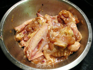 Braised Chicken with Fungus and Bamboo Shoots recipe