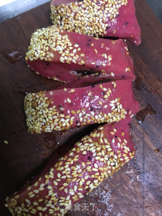 Dragon Fruit Sticky Rice Rolls recipe