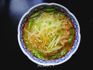 Instant Noodles with Shredded Radish recipe