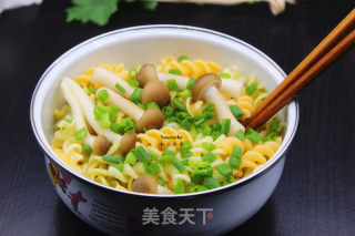 Macaroni with Shimeji Mushroom recipe