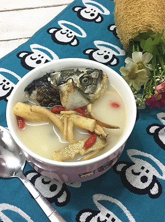 Astragalus Codonopsis and Crucian Carp Soup