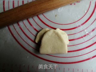 Little Yellow Dog Cake Clip recipe