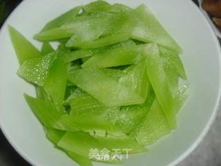 Fried Lettuce Intestines recipe