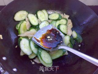 Stir-fried Cucumber with Pork Noodles recipe