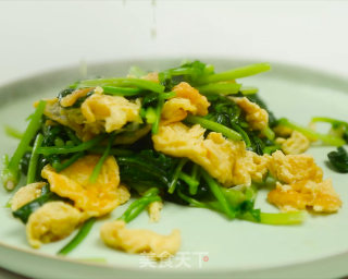 Scrambled Eggs with Spinach recipe