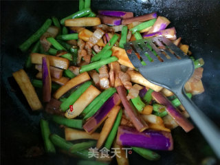 Fried Eggplant with String Beans recipe