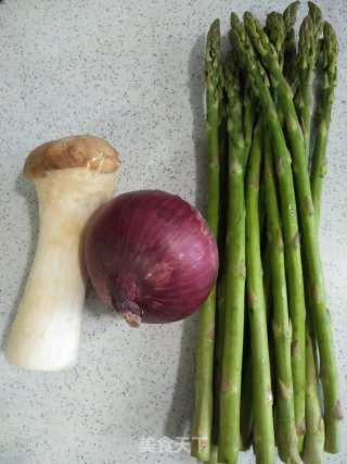 Stir-fried Asparagus with Pleurotus Eryngii recipe