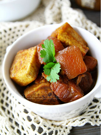 Braised Pork with Taro recipe