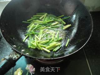 Stir-fried Garlic with Bacon and Sausage recipe