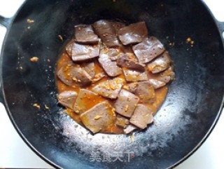 Stir-fried Duck Blood with Leek recipe