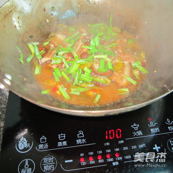 Braised Dongpo Pork with Sour Chili recipe