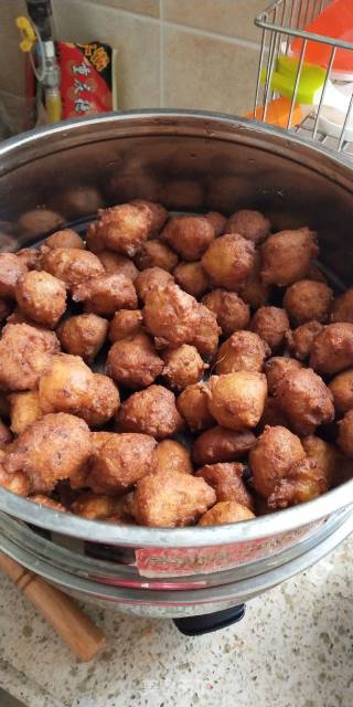 Vegetarian Fried Carrot and Lotus Root Meatballs recipe