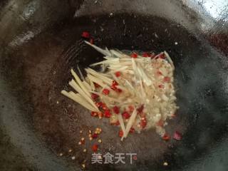 Pickled Pepper Garlic Leaf Flower Silver Carp Tail recipe