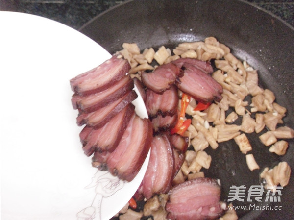 Stir-fried Dried Radish with Bacon recipe