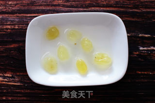 Summer Peach Gum Saponaria Rice Snow Yan White Fungus Pan recipe