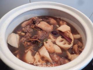 Stewed Duck with Lotus Root in Casserole recipe