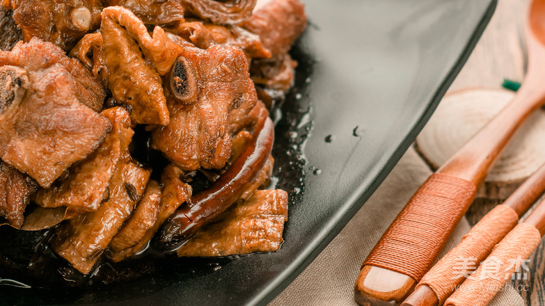 Braised Pork Ribs with Bean Sticks recipe