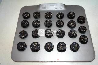 #aca烤明星大赛#red Yeast Pumpkin Seed Biscuits recipe