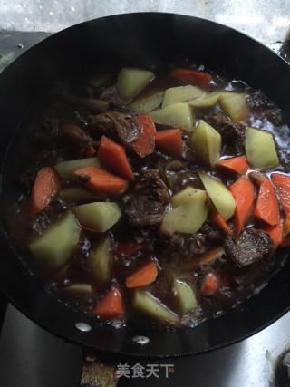 Beef Stew with Carrots and Potatoes recipe