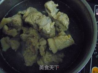 【healthy Soup Pot】carrot and Corn Pork Ribs Soup recipe
