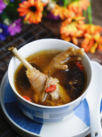 Cordyceps and Red Date Chicken Leg Soup recipe