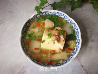 Stewed Beef Stick Bone with Winter Melon and Bamboo Sun recipe