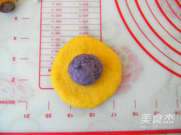 Purple Sweet Potato Pumpkin Bun recipe