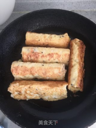 Egg Toast Bean Paste Rolls recipe