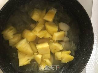 Tremella, Horseshoe and Pineapple Syrup recipe
