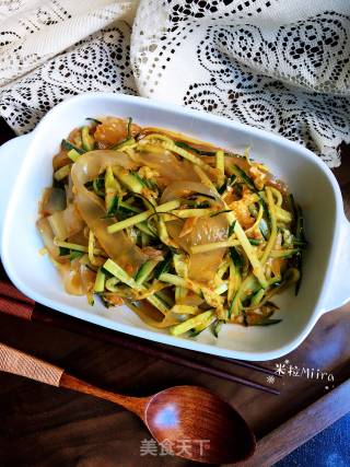 Cucumber with Noodles recipe