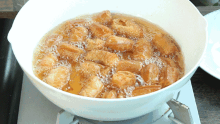 Green Tea Restaurant’s Most Popular Pineapple Fritter Shrimp, One Bite Out recipe