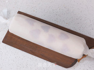 Tanabata Valentine's Day [cheese Cake Roll with Hearts in Love] recipe