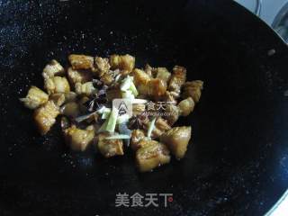 Braised Pork with Chestnut recipe