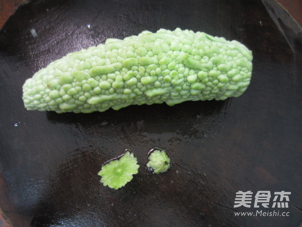 Bitter Gourd Pork Ribs Soup recipe