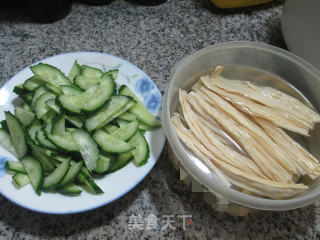 Fried Cucumber with Yuba recipe