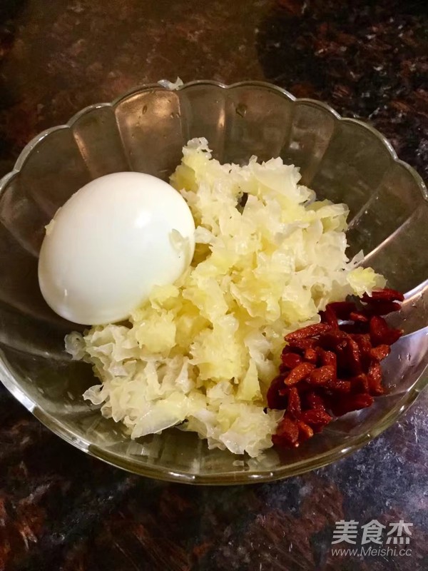 Mango Snow Fungus Syrup recipe