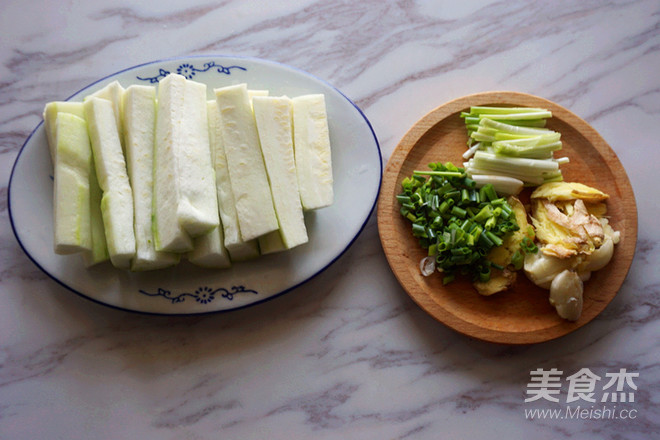 Fish Head Loofah Soup recipe
